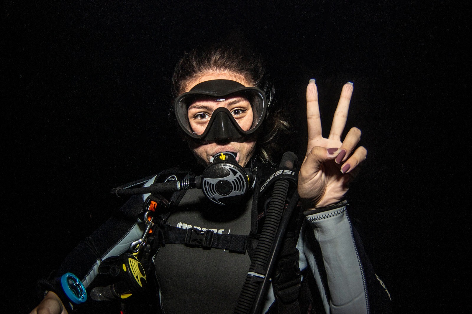 PADI-night-diving-specialty-course-Scubacao